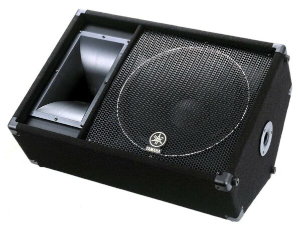Yamaha SM15V Carpeted 15" 2 Way Monitor Loudspeaker - Yamaha Commercial Audio Systems, Inc.