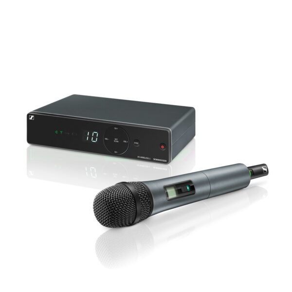 Sennheiser SKM 825-XSW-A Handheld transmitter equipped with e825 cardioid dynamic capsule & mute switch - Sennheiser Electronic Corp.